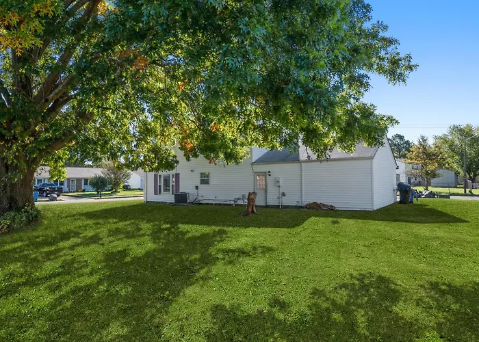 Perfect Private Getaway Minutes To Virginia Beach!