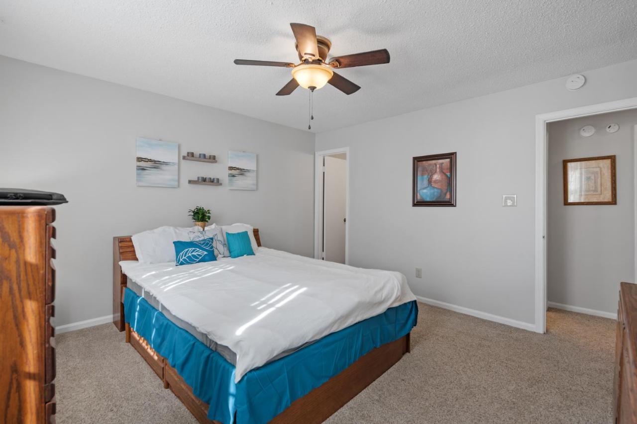 Perfect Private Getaway Minutes To Virginia Beach! Ferienhaus Virginia Beach