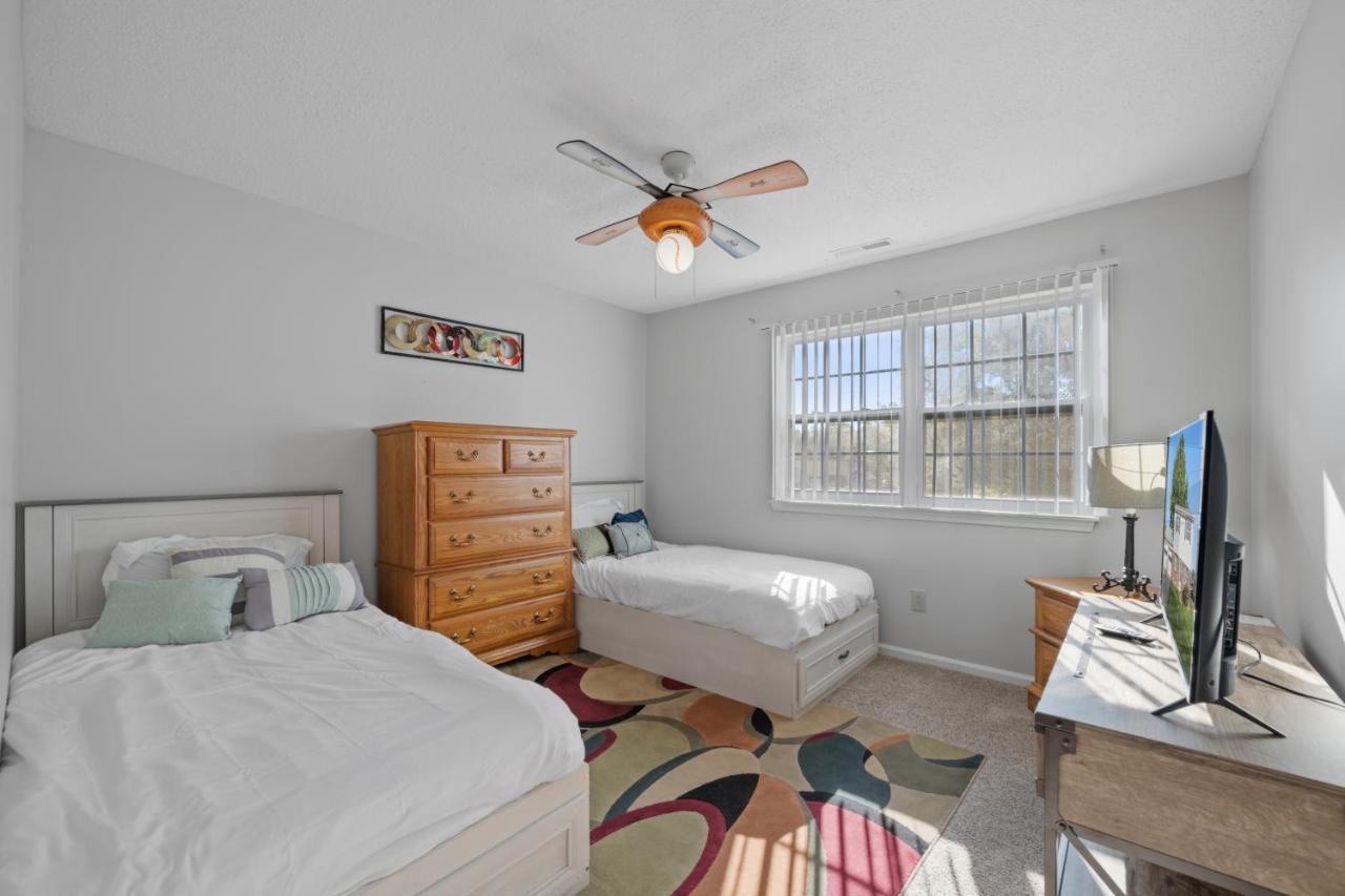 Perfect Private Getaway Minutes To Virginia Beach! * Virginia Beach
